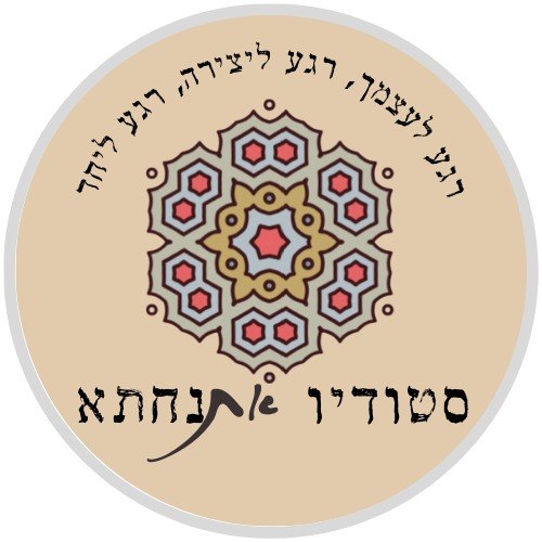 לוגו
